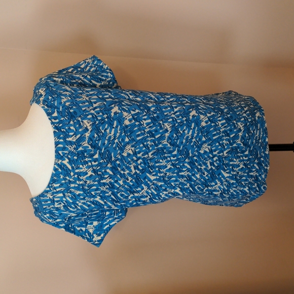 Blue and White Patterned Top - Picture 3 of 3